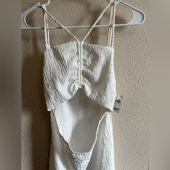 NWT-Ruched Front Cut Out Dress - Picture 3 of 4